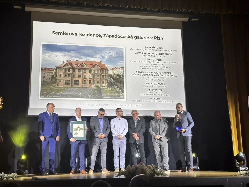 Semlerova rezidence získala Cenu poroty v soutěži Stavba roku Plzeňského kraje 2022 Semlerova rezidence získala Cenu poroty v soutěži Stavba roku Plzeňského kraje 2022